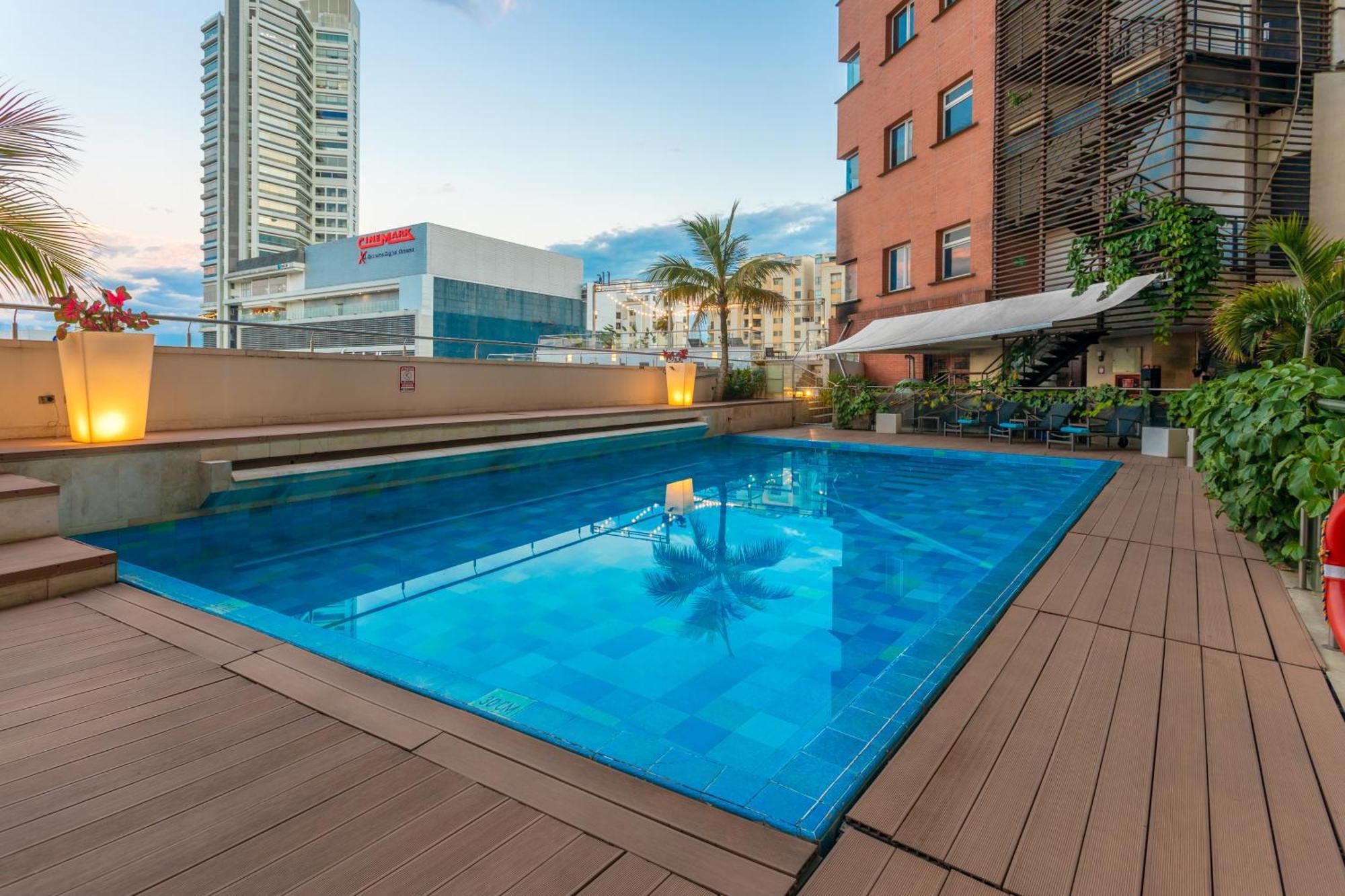 Hotel Spiwak Chipichape Cali Bagian luar foto